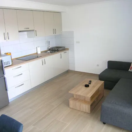 Krajinovic Apartamento Krk Town