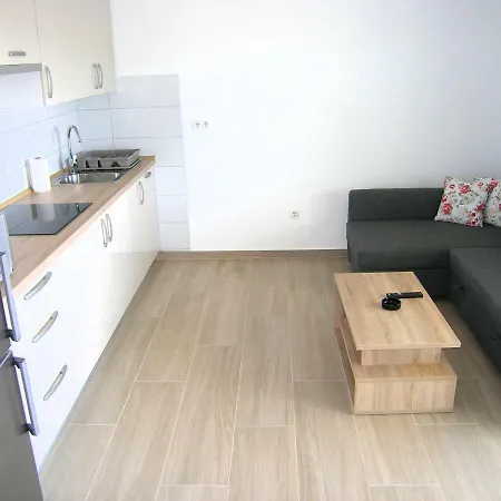 아파트 Krajinovic *